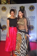 Priyanka Chopra, Mannara  at the 21st Lions Gold Awards 2015 in Mumbai on 6th Jan 2015